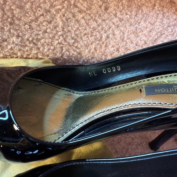 Louis Vuitton Black Patent Heels with Gold Accents - Picture 6 of 8